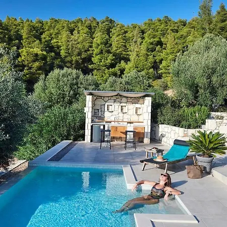 Villa Infinity Blue Nikiti (Sithonia)